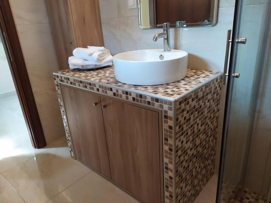 Renovated Apartment 300M From The Sea Ιερισσός Εξωτερικό φωτογραφία